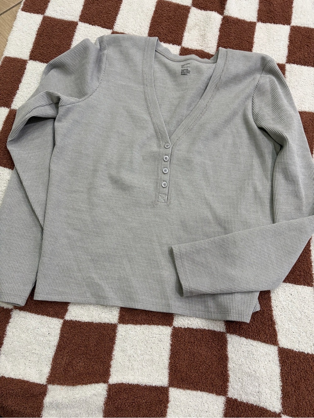 Gilly Hicks Light Gray Long Sleeve Ribbed Henley Top
